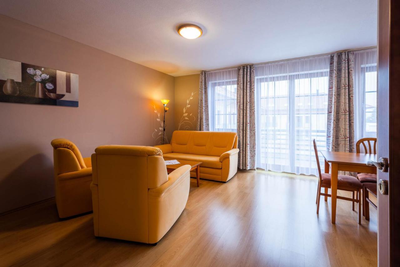 Apartman Eliska トレボン エクステリア 写真